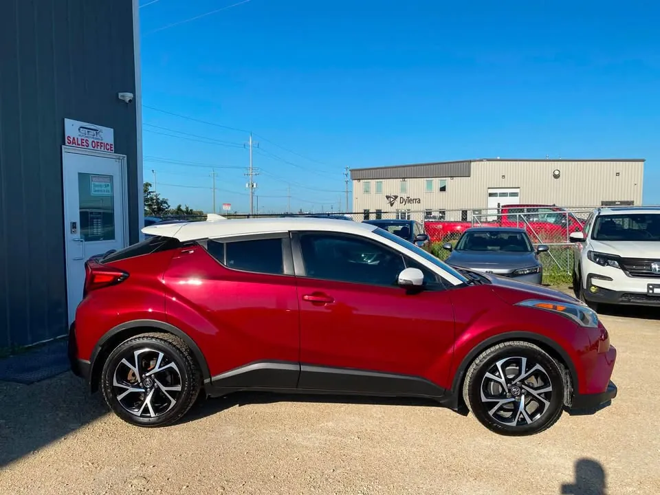 Toyota C-Hr 2018 photo 4