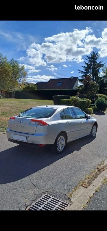 Renault Laguna 2008 photo 3