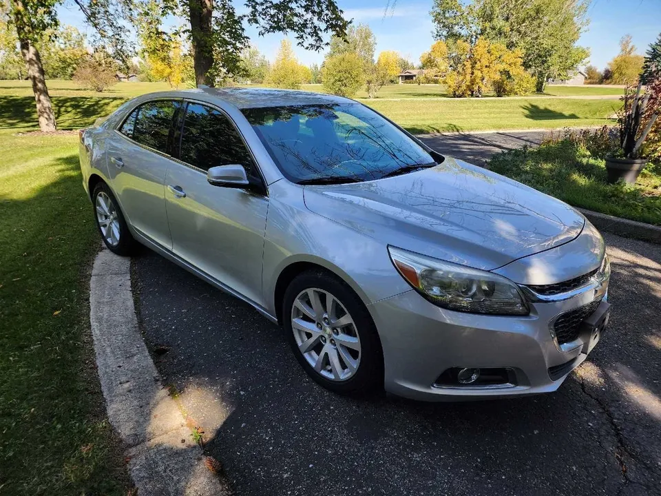 Chevrolet Malibu 2015 photo 2
