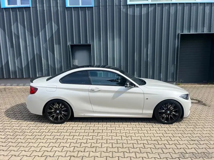 BMW M240I 2020 photo 5
