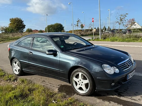 Mercedes-Benz C180 2005 photo 4