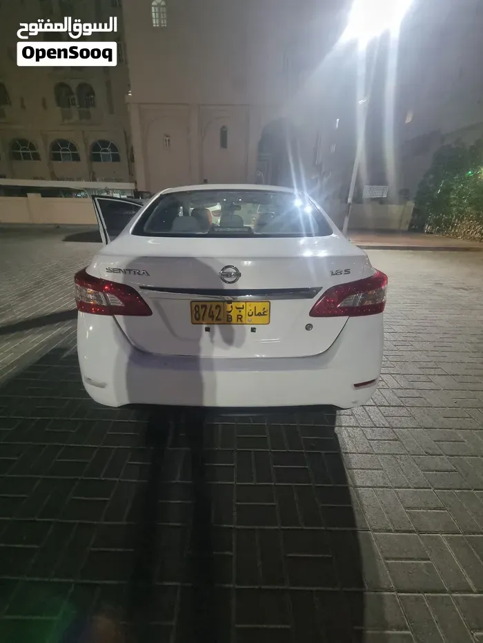 Nissan Sentra 2016 photo 4