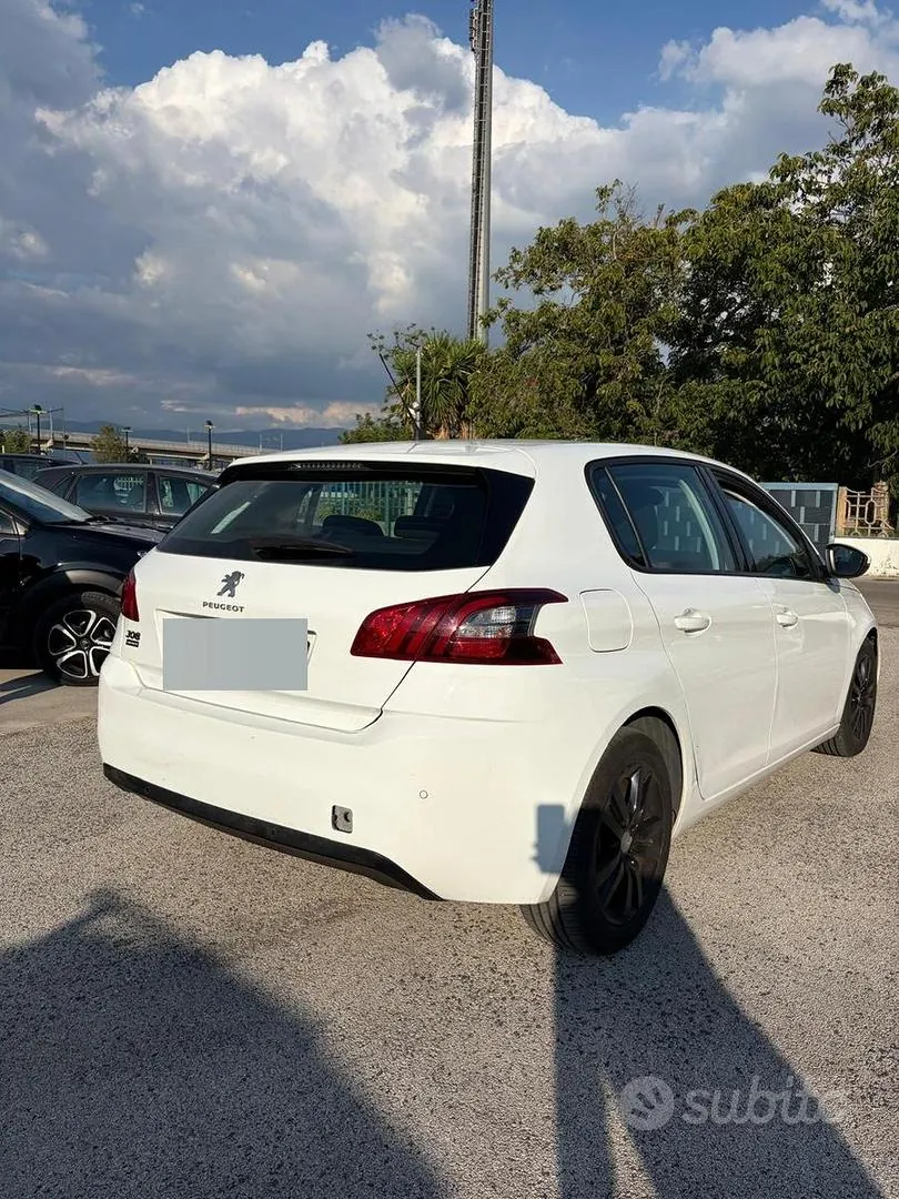 Peugeot 308 2018 photo 5