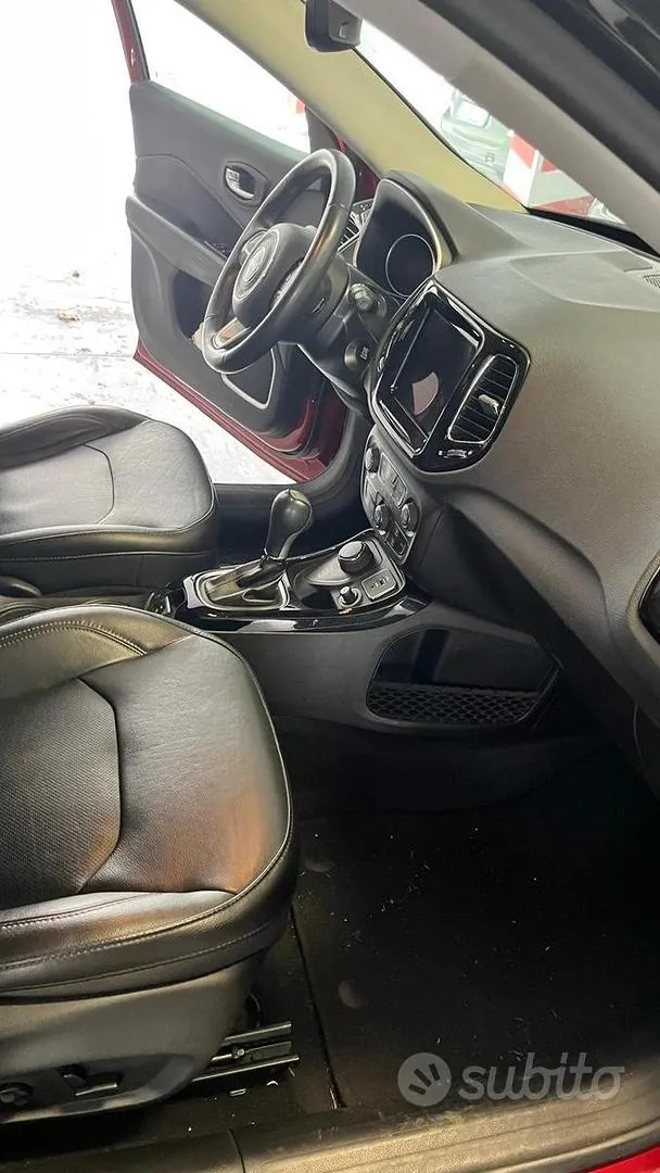 Jeep Compass 2018 photo 2