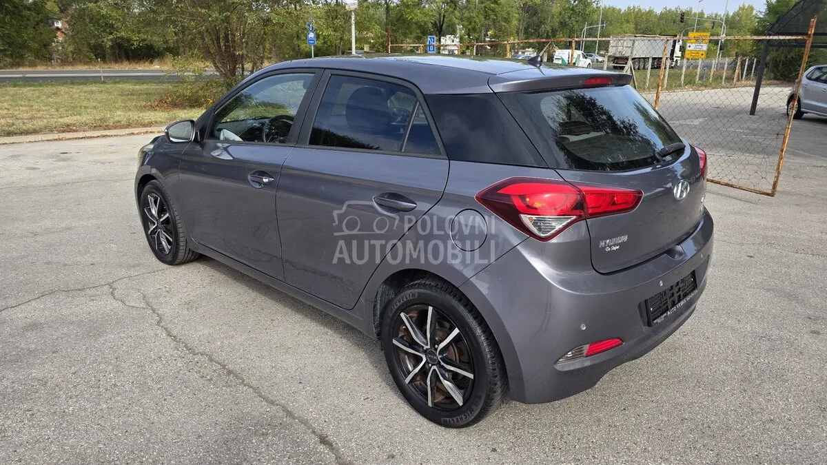 Hyundai I20 2017 photo 2
