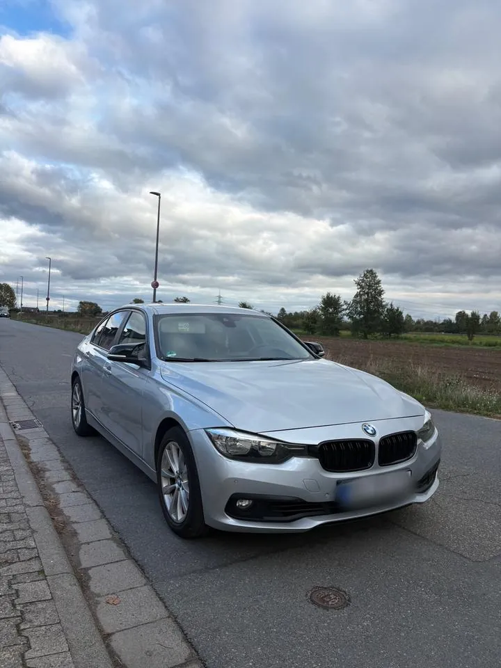 BMW 318I