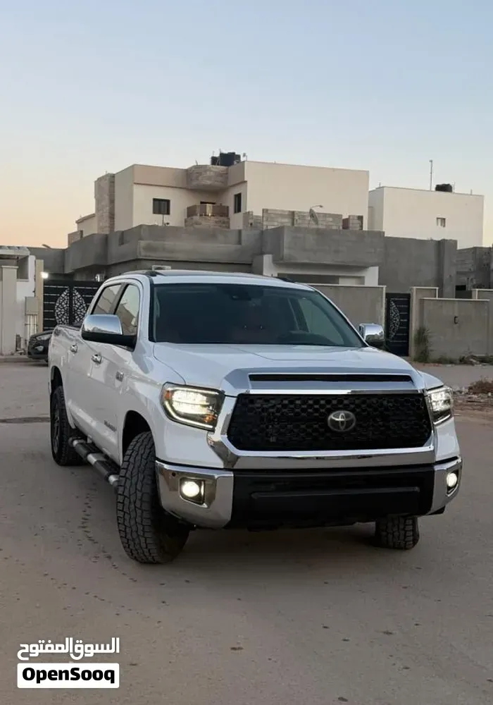 Toyota Tundra 2020 photo 2