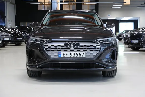Audi Q8 E-Tron 2024 photo 3