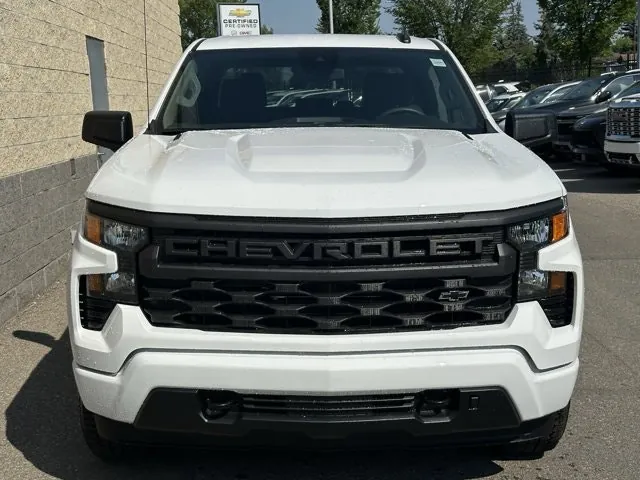 Chevrolet Silverado 1500 2026 photo 2