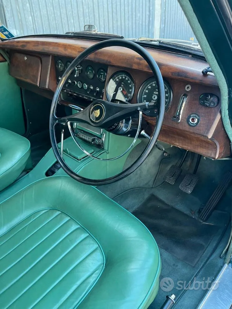 Jaguar Mk2 1967 photo 3