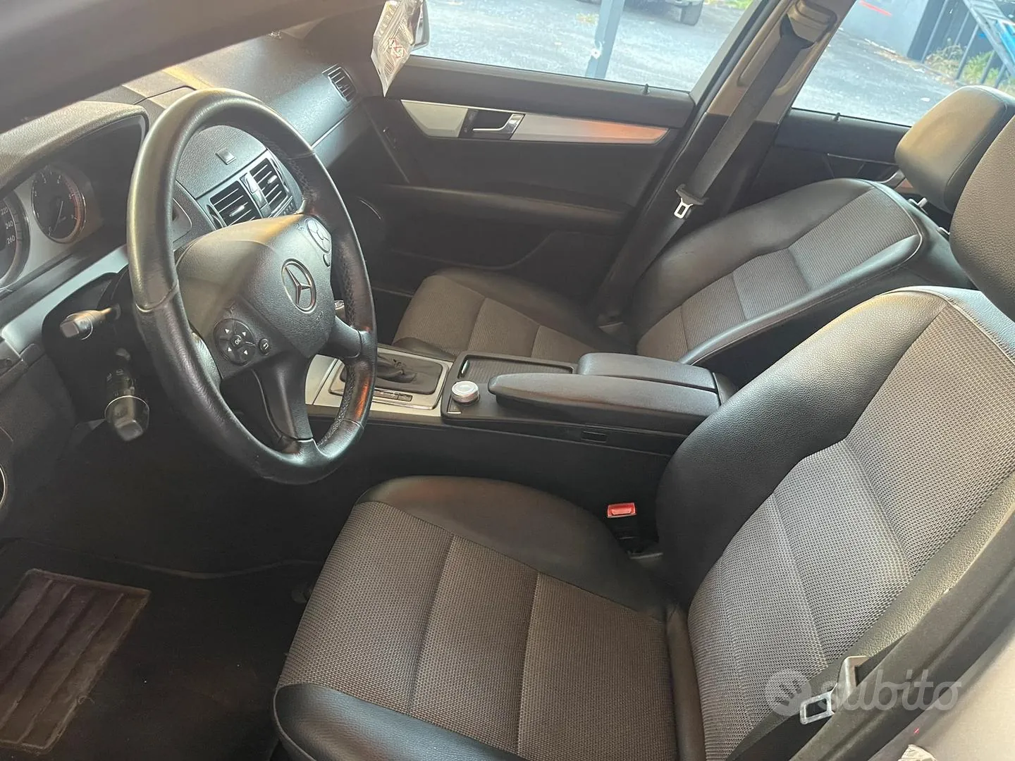 Mercedes-Benz C-Class 2008 photo 5