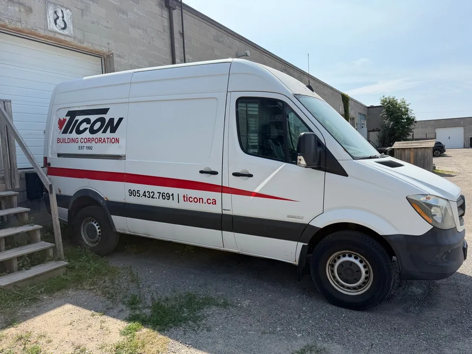 Mercedes-Benz Sprinter Van 2016 photo 3