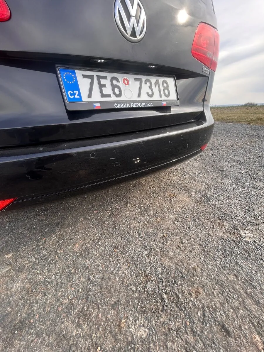 Volkswagen Touran 2011 photo 5
