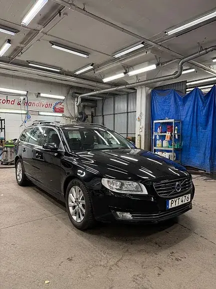 Volvo V70 2016 photo 2
