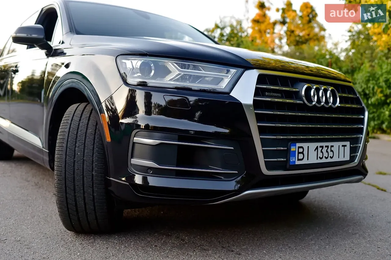 Audi Q7 2018 photo 2