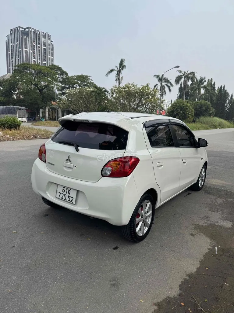 Mitsubishi Mirage 2014 photo 3