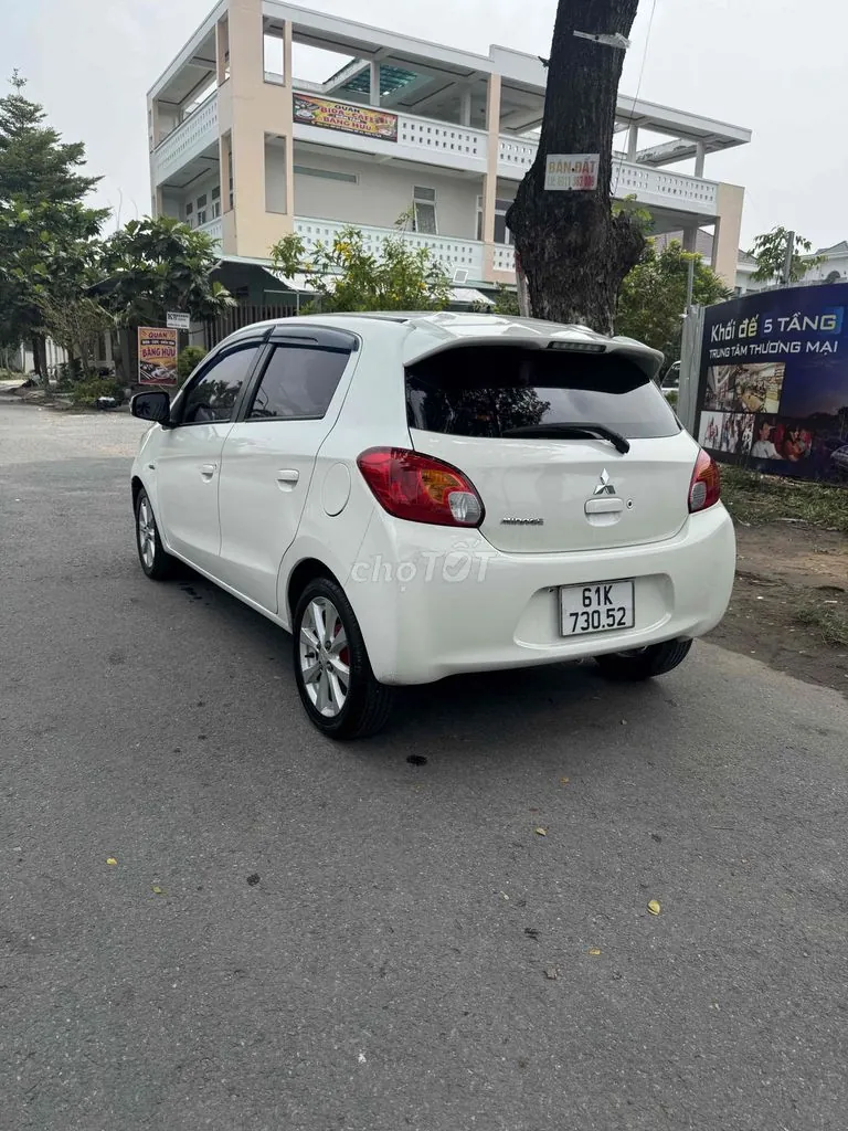 Mitsubishi Mirage 2014 photo 4