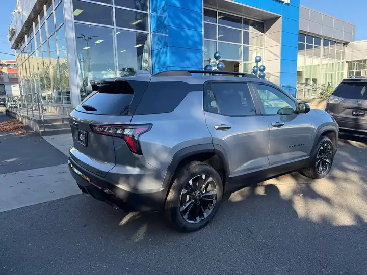 Chevrolet Equinox 2027 photo 4