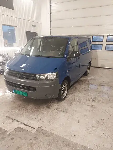 Volkswagen Transporter 2012 photo 2