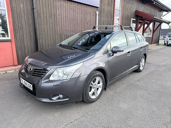Toyota Avensis 2010 photo 2
