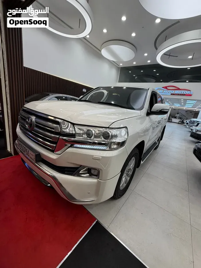 Toyota Land Cruiser 2018 photo 2