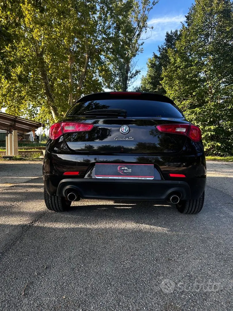 Alfa Romeo Giulietta 2013 photo 4