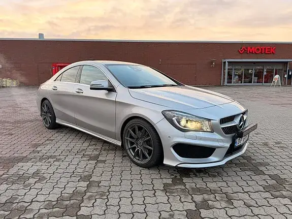 Mercedes-Benz Cla180 2014 photo 3