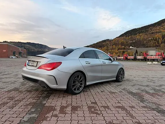 Mercedes-Benz Cla180 2014 photo 4