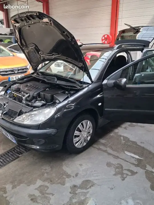 Peugeot 206