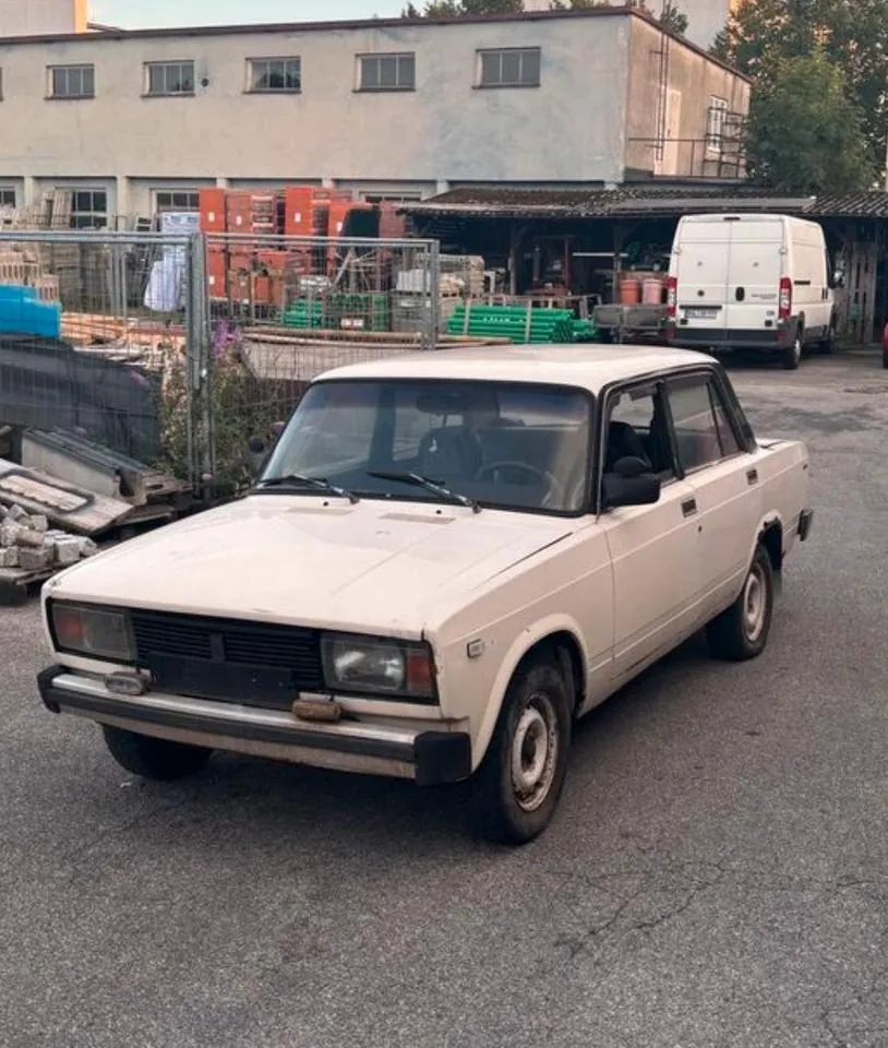 Lada 2105