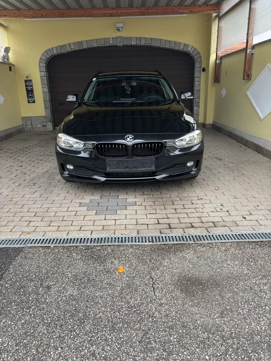 BMW 3 Series 2015 photo 2