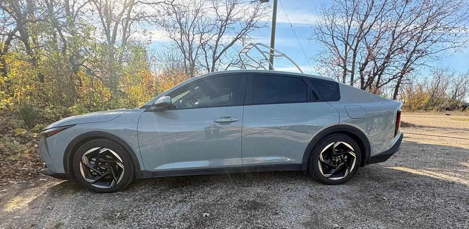 Kia K4