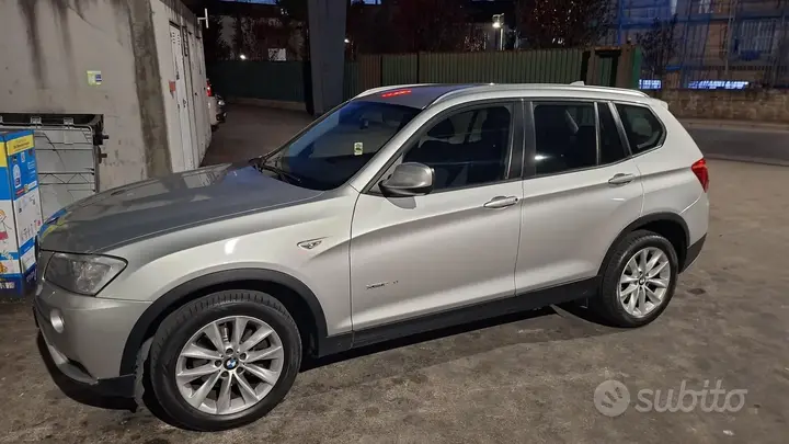 BMW X3 2011 photo 2