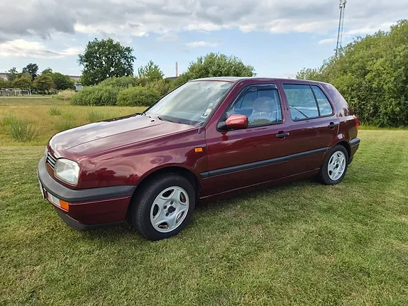 Volkswagen Golf 1992 photo 2