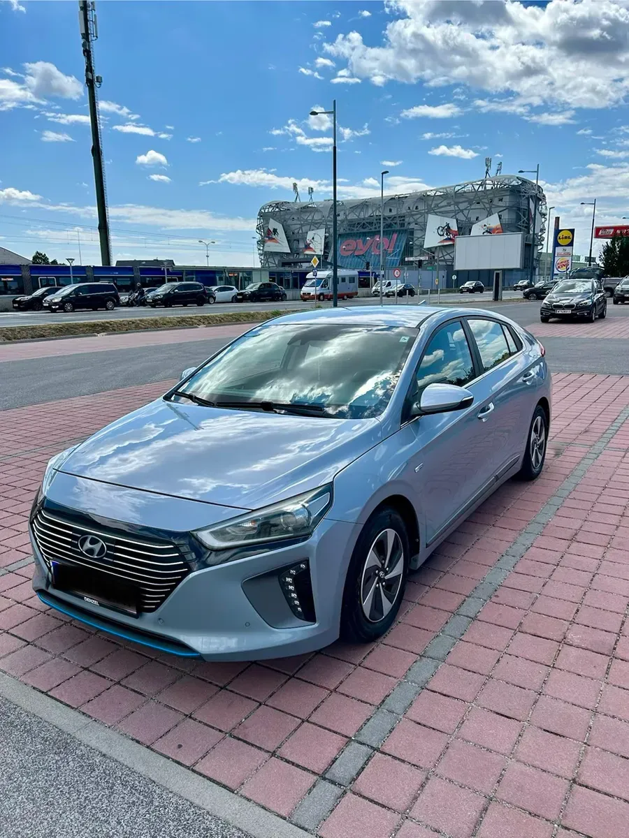 Hyundai Ioniq