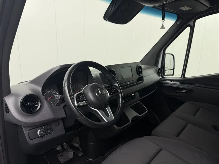 Mercedes-Benz Sprinter 2022 photo 3