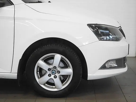 Skoda Fabia 2016 photo 5