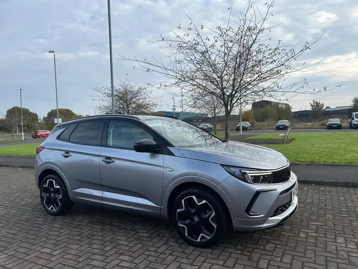 Vauxhall Grandland 2023 photo 2