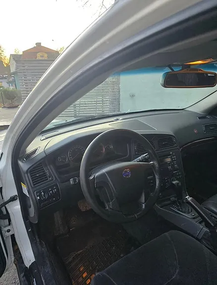 Volvo V70 2004 photo 5