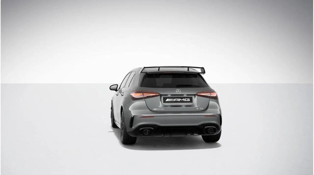 Mercedes-Benz A-Class photo 4