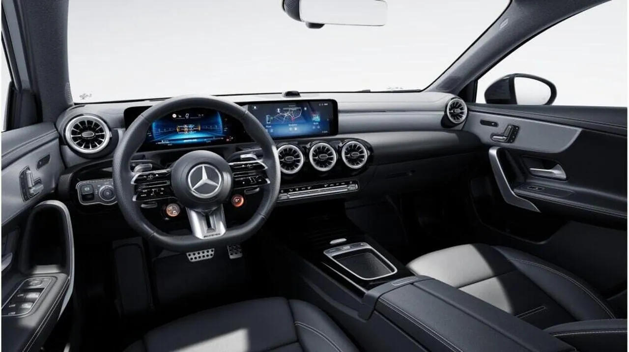 Mercedes-Benz A-Class photo 5