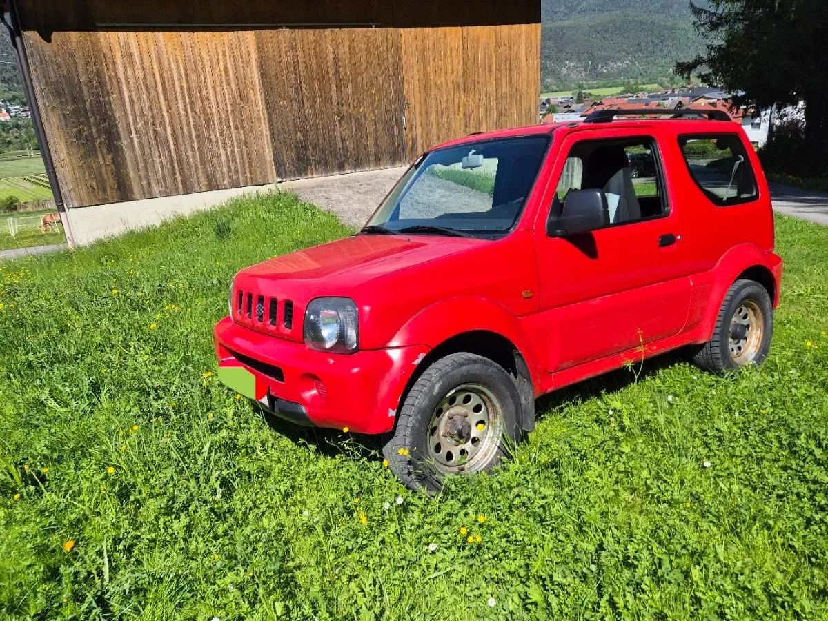 Suzuki Jimny 2004 photo 2