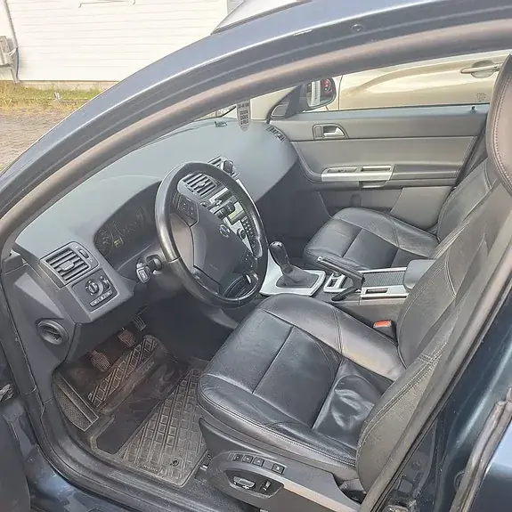 Volvo V50 2011 photo 5