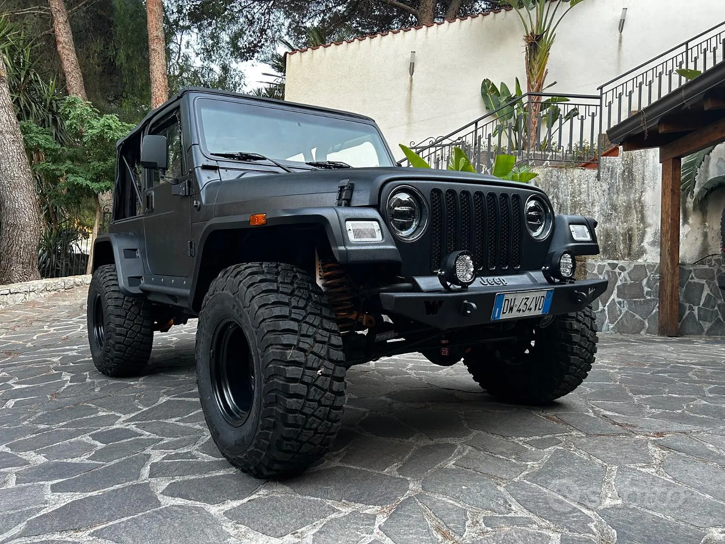 Jeep Wrangler 2001 photo 2