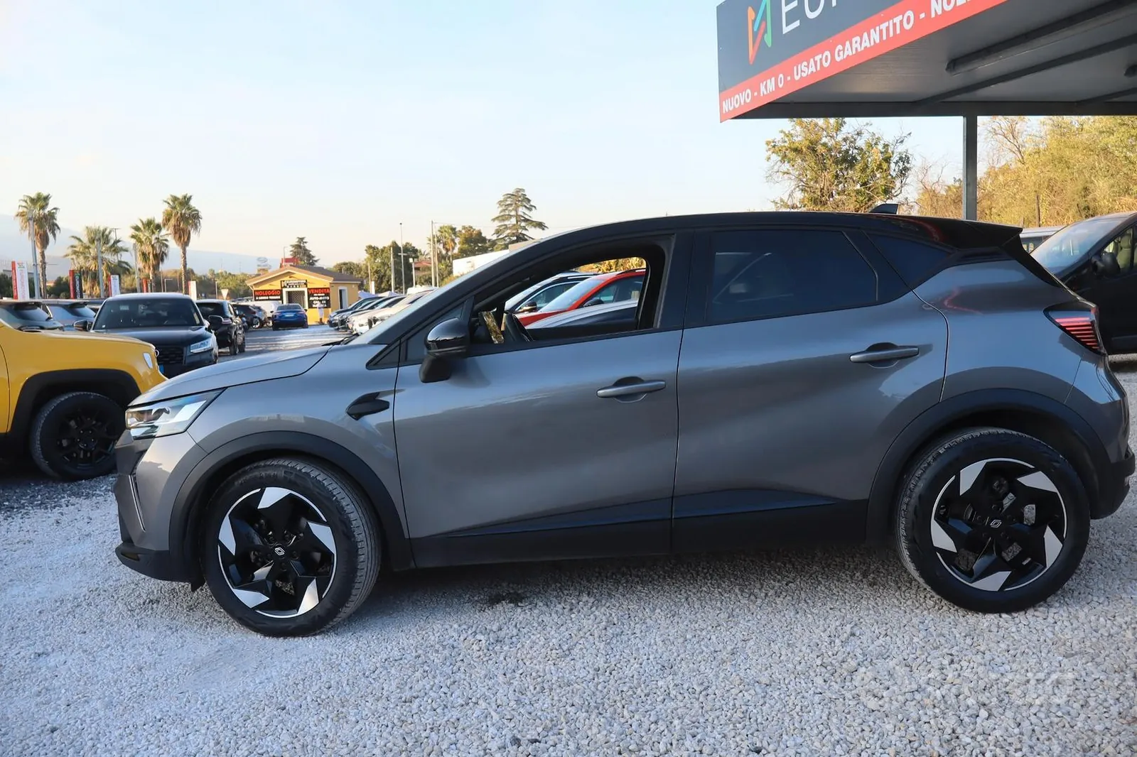 Renault Captur 2024 photo 4