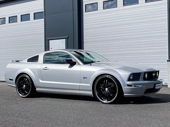 Ford Mustang 2005 photo 4