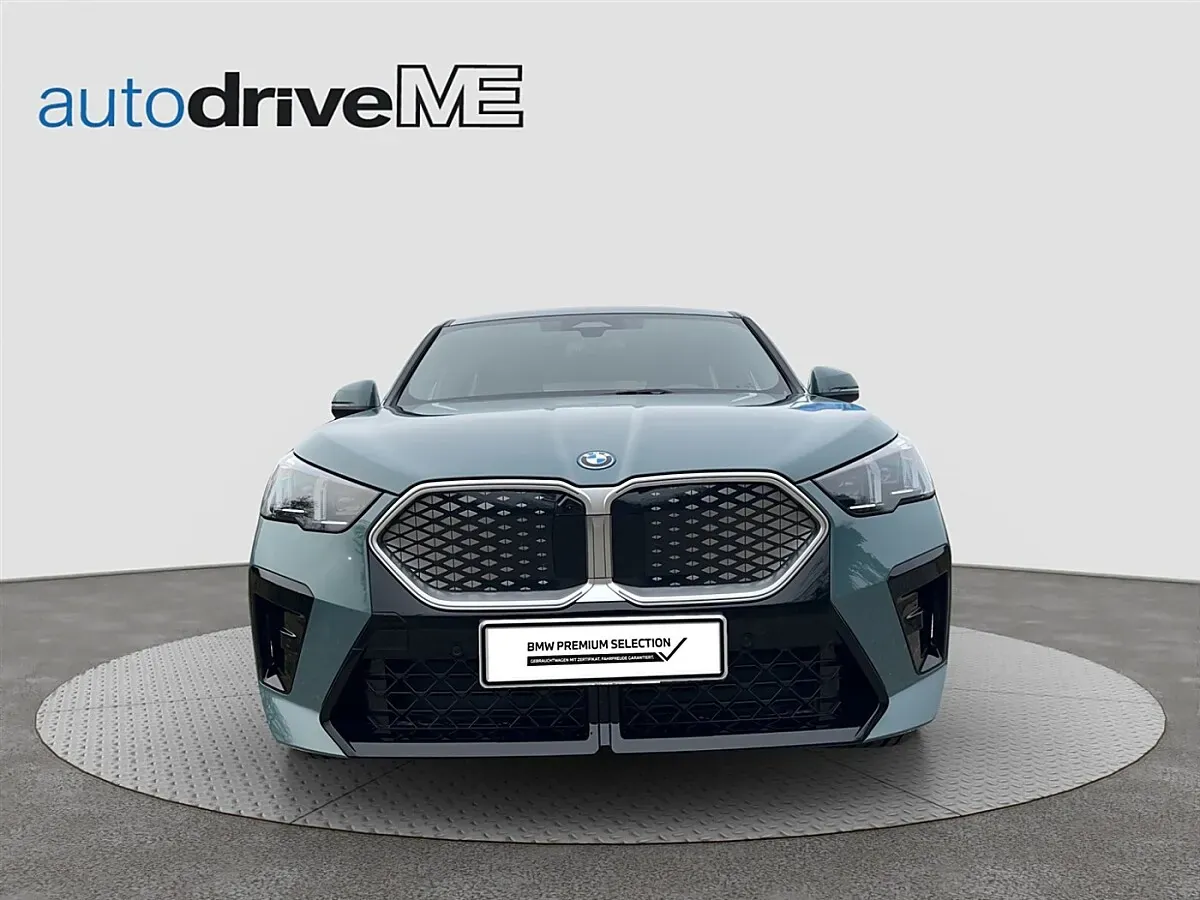 BMW Ix2 2025 photo 3