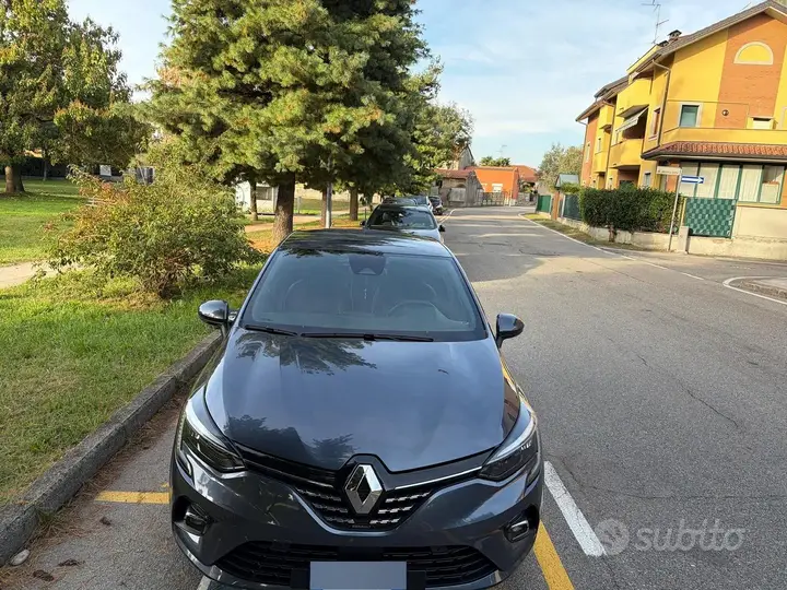 Renault Clio 2022 photo 4
