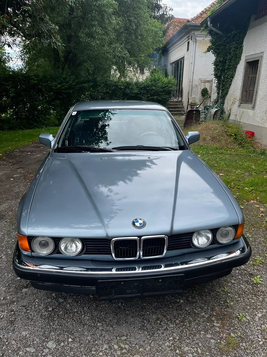 BMW 7 Series 1987 photo 2
