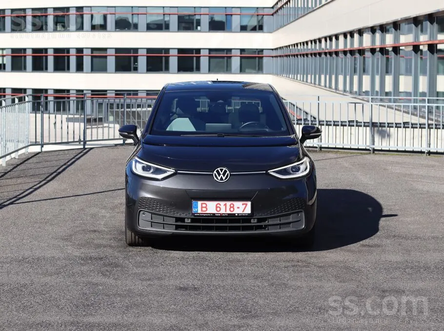 Volkswagen Id.3 2021 photo 2